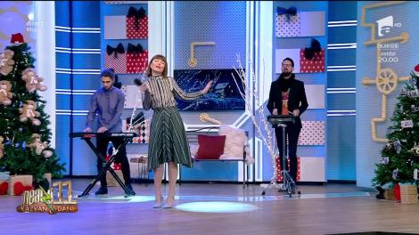 Alexandra Ungureanu cântă piesa "Dalbă Corindă"