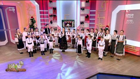 Neatza cu Răzvan și Dani. Mărioara Man Gheorghe, Grigore Gherman și Grupul Folcloric Mlădițe Ilfovene cântă colindul Trei păstori