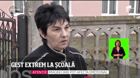 Gest extrem la școală din județul Cluj. O elevă de clasa a-V-a s-a aruncat pe geam de la etajul unu