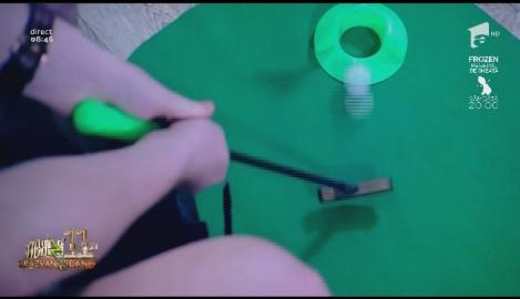 Smiley News - Neatza cu Răzvan și Dani. Golful de toaletă și boxa din mijlocul casei