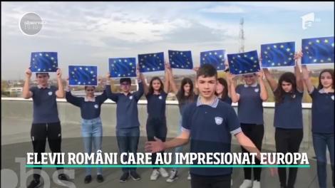 Elevii români au reuşit să-i impresioneze pe parlamentarii europeni