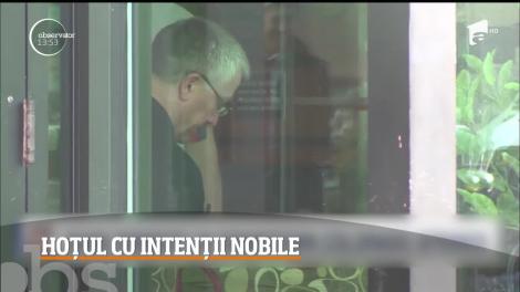 Hoțul cu intenții bune. Un bărbat din SUA a jefuit o bancă doar pentru a le da bani trecătorilor