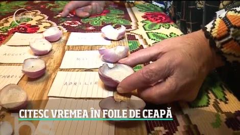 Ultima zi din an este încărcată de tradiţii. Respectat cu sfinţenie este însă un obicei străvechi care îi ajută pe fermieri să îşi facă o idee despre ce le rezervă viitorul