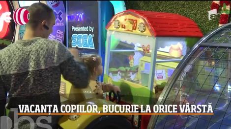 Distracție în costum de baie, la munte