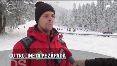 Trotineta pe zăpadă, noua distracţie de pe pârtiile din România