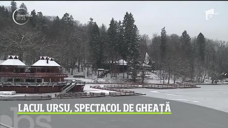 Lacul Ursu, spectacol de gheață