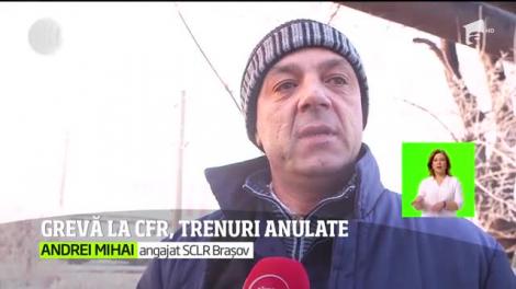 Grevă la CFR, mii de oameni lăsaţi pe drumuri