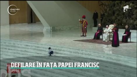 Papa Francisc, întrerupt de un copil îndrăzneţ. Cum a reacţionat Suveranul Pontif