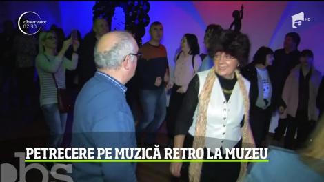 Petrecere pe muzică retro la Muzeul din Oradea