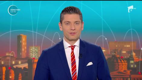 Bebelușul care cântă celebra melodie rock Thunderstruck