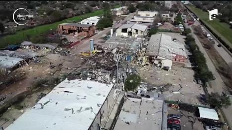 Cartier din Texas, devastat de o explozie. Doi oameni au murit