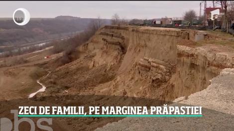Zeci de familii din Cumpăna trăiesc la marginea prăpastiei de aproape un an!