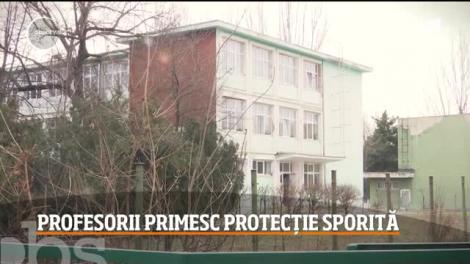 Statutul profesorilor din România se schimbă, astfel încât să nu mai existe cazuri în care să fie agresaţi fizic sau verbal