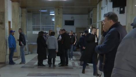 Haos din cauza protestului magistraţilor. La Tribunalul Gorj sunt amânate sute de procese