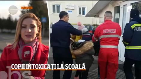 Autorităţile din Dolj au declanşat planul roşu de intervenţie! 25 de elevi s-au intoxicat în sala de clasă