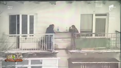 Smiley News - Neatza cu Răzvan și Dani. Prietenia dintre vecini, informarea de la avizier și cățelul jucăuș