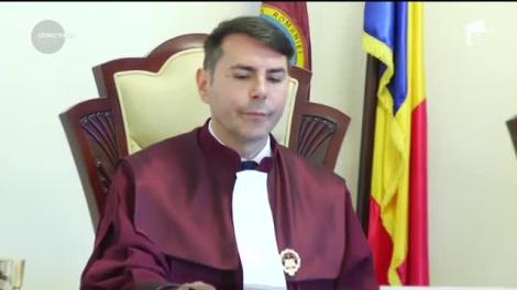 Adoptarea bugetului pentru anul acesta prin asumarea răspunderii este constituţională