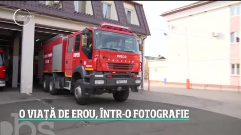 Un pompier din Satu Mare s-a fotografiat cu fiul său de numai câţiva ani, lângă o autospecială. 20 de ani mai târziu, băiatul a preluat ștafeta de la tatăl său