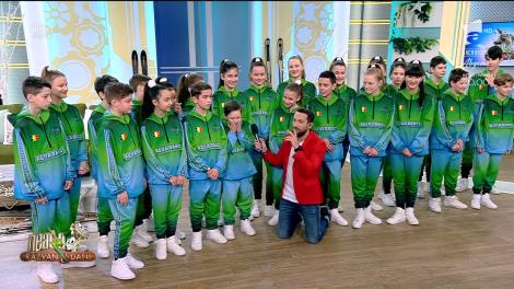 Trupa Aqua Dance by Estrada Studio a făcut show în platoul de la Neatza cu Răzvan şi Dani!