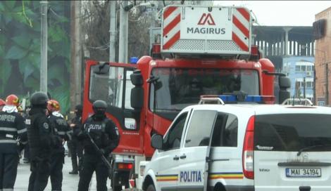 Alertă cu bombă la un mall din București. Traficul în zonă a fost blocat