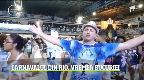 A început Carnavalul de Rio. În mai multe cartiere ale oraşului au avut loc uriaşe petreceri de stradă