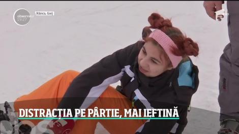 Distracția pe pârtie și cazarea, mai ieftine