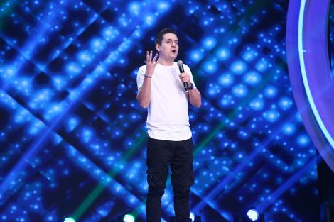 George Tănase, show imperial! Cum e muzica de azi, de la Abi la Cleopatra Stratan! „Era o gălușcă mică, acum e la vârsta când Ghiță...a intrat direct în curte”