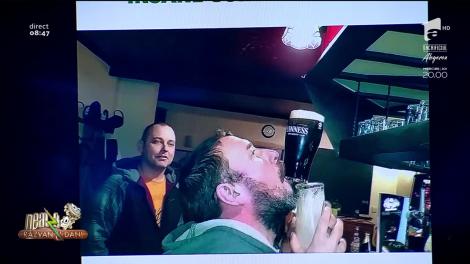 Smiley news. Un irlandez bea bere fără să se ajute de mâini