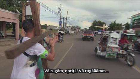 Concurenții din Asia Express, puși să ierte păcate și să care o cruce uriașă de lemn! Adda: M-am pus în genunchi pe stradă