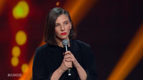 Număr de umor negru la iUmor! Teodora Nedelcu vrea nuntă în loc de înmormântare: Dacă mori nemăritată, te îmbracă în rochie de mireasă. La final, lumea să pună și ceva în plic!