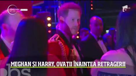 Meghan Markle și Harry, ovații înaintea retragerii