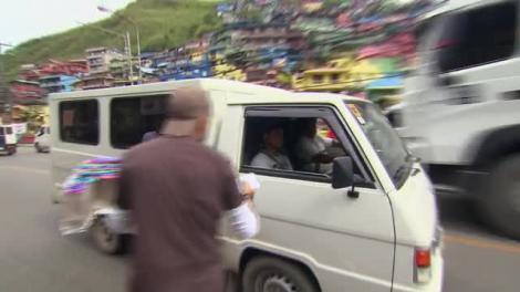 Autostopul, marea problemă în Asia Express. Florin Ristei, înjurături ca la ușa cortului: "Bă, lumea ne crede nebuni!"