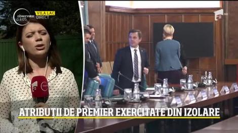 COVD-19 aruncă în aer scena politică. Guvernul se izolează și se impun măsuri noi pentru a opri răspândirea coronavirusului