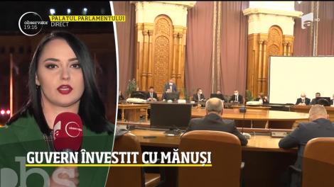 România are Guvern cu drepturi depline după mai bine de o lună de criză