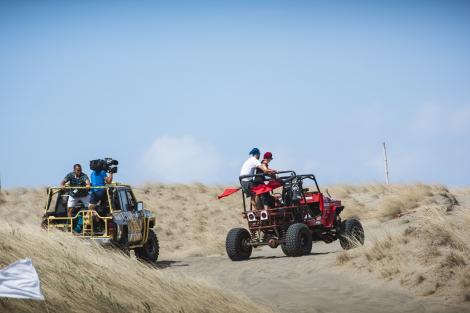 Adrenalină la Ultima Șansă de la Asia Express! Concurenții fac întrecere cu jeep-uri pe plajă