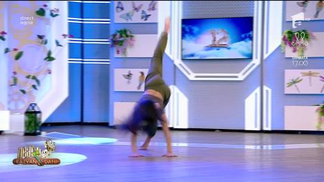 Alina Radu, demonstrație de dans contemporan la Neatza cu Răzvan şi Dani