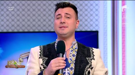 Valentin Sanfira cântă melodia "Rabdă, inimioară"