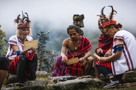 Au ajuns vânzători la piața din Filipine! Concurenții din Asia Express au adunat bănuț cu bănuț