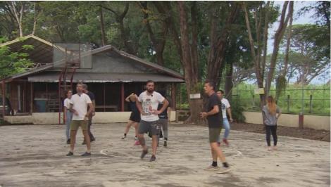 România - Filipine, meci de baschet de poveste în Asia Express