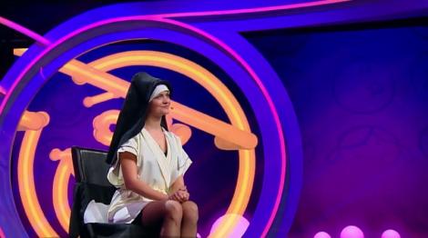"Măicuța" Magdalena Chihaia a câștigat a șasea ediție iUmor și merge în finală