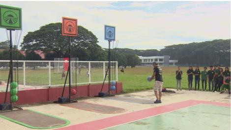 Test de cultură generală și aruncări la coș cu mingea de baschet. Iată cine a câștigat amuleta