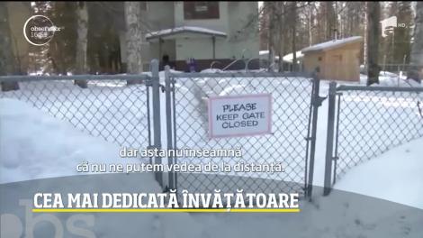 O învăţătoare din statul Alaska a decis să meargă în vizită la elevii ei