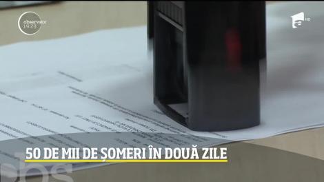 Coronavirusul a infectat şi economia ţării. 70 de mii de contracte de muncă au fost suspendate, iar 55 de mii de oameni au fost concediaţi