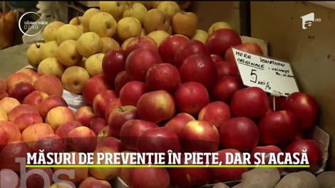 Măsuri de protecție în piețe. Cum spălăm corect fructele și legumele