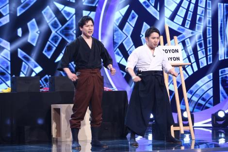 Moment de panică la iUmor! Boyon Boyon, doi japonezi simpatici, vin cu o armă "letală" pe scenă