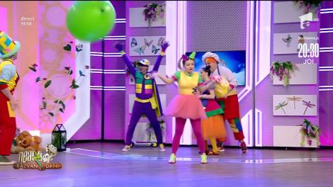 Gașca Zurli cântă piesa Are mama o fetiță, la Neatza cu Răzvan și Dani