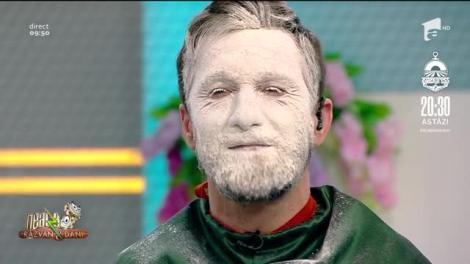 Doamne, ce moment! Dani Oțil, umilit de Răzvan Simion la ”Război”. Matinalul a ajuns cu capul în făină: ”Dacă aveam un ou, șnițel te făceam!”