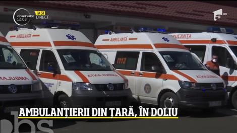 Ambulanțierii din țară, în doliu