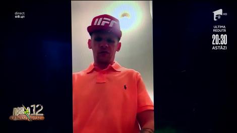 Mască cu "ștaif"! Bancnota de 100 pe mijloc și de 50 pe laterale vs. doctorii care dansează în curtea unui spital