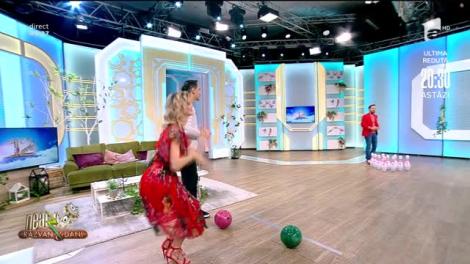 Idee de joc în izolare. Bowling pe amețite